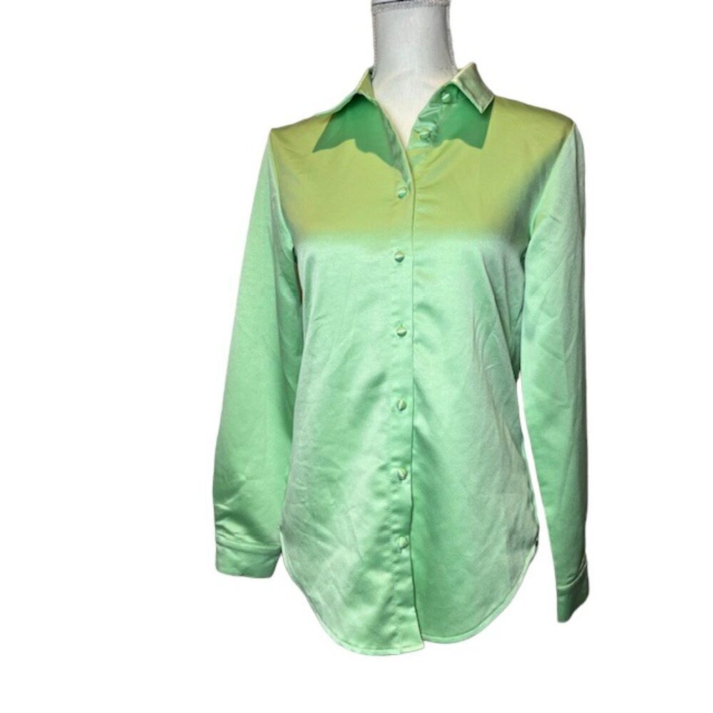 Princess Polly Green Satiny Button Top‎ Collared Size 0